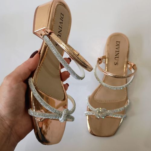 Sandália Feminina Salto Quadrado Elegante Com Strass Dia a Dia Moderna Fashion Brilhante