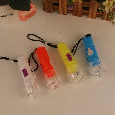 Mini Lanterna Led Tática Portátil  Para Uso ao Ar Livre Lazer