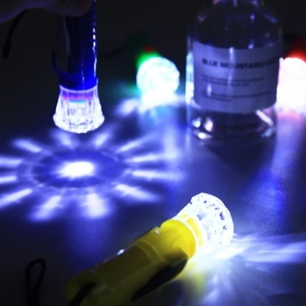 10 Mini Lanterna Led Tática Portátil Para Uso Ao Ar Livre Trilha Camping Lazer